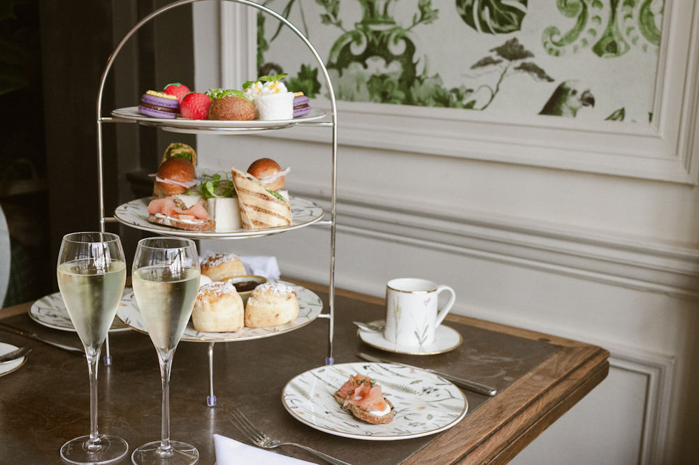 Castle Hotel Windsor afternoon tea with prosecco